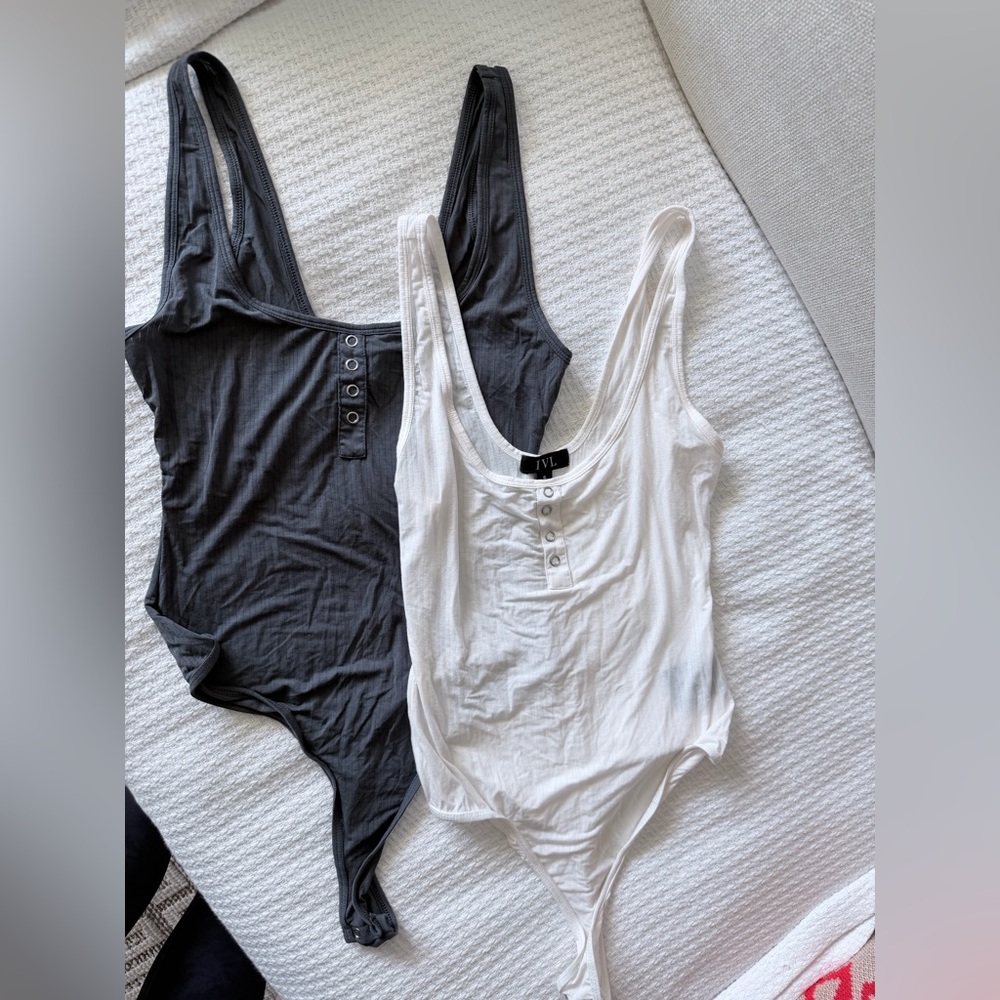IVL Sleeveless Bodysuit Set - Charcoal and White - S
